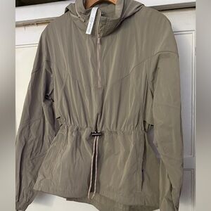 Lululemon Evergreen Anorak Pullover Jacket in Cafe Au Lait, Size 8